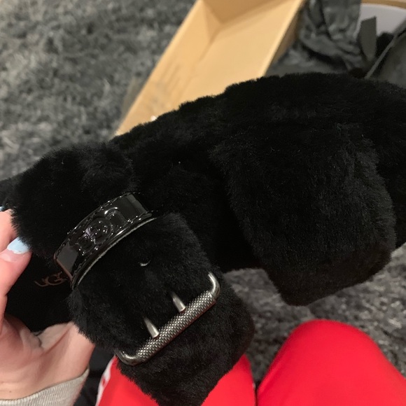 Ugg slippers - Picture 7 of 7